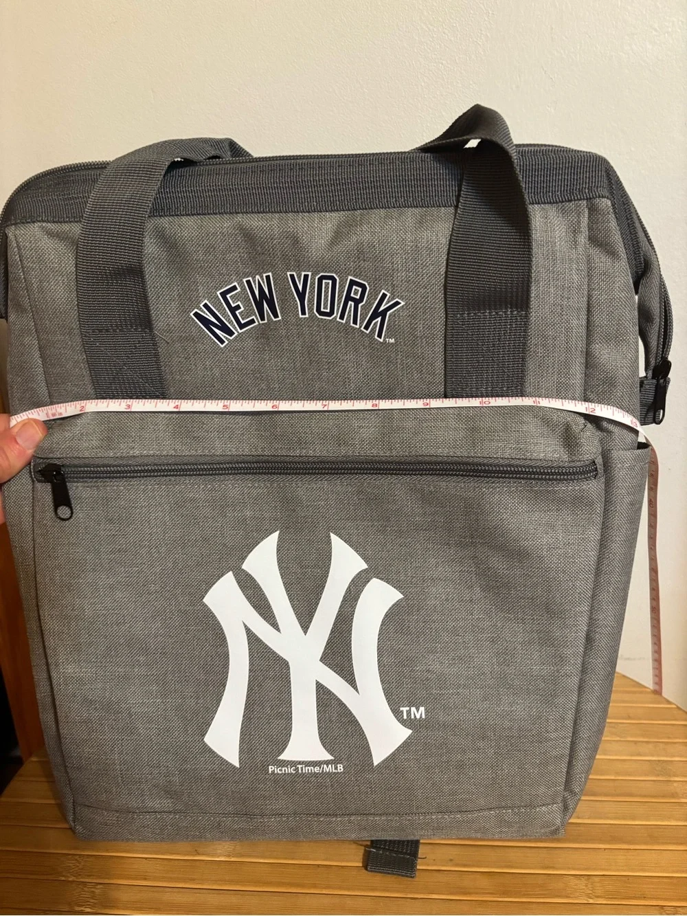 *NWT* MLB New York Yankees On The Go Soft Lunch Bag Cooler Backpack.